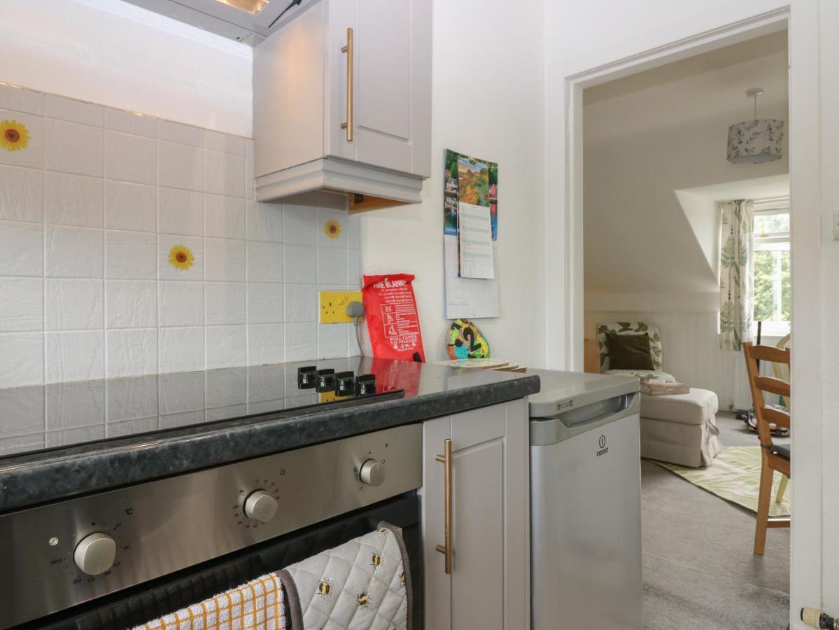 2 Station Road East Apartment Peterculter Bagian luar foto